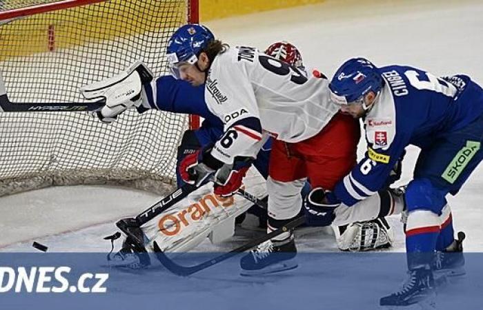 ONLINE: The Czechs lead Slovakia 3:1, in the power play they reduce the home team Kudrna