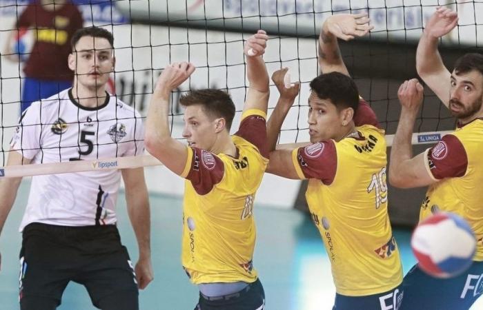 Breakthrough in Dukla, Liberec. Volleyball players will be led by a foreign coach for the first time in history