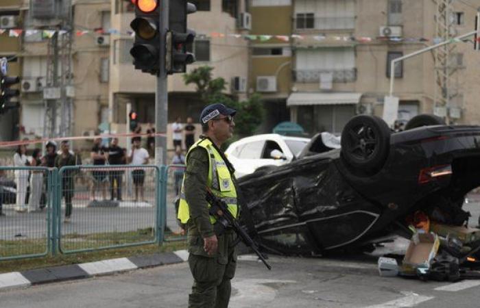 The terrible accident of the Israeli minister. The car ended up on the roof. Did the politician run a red light?