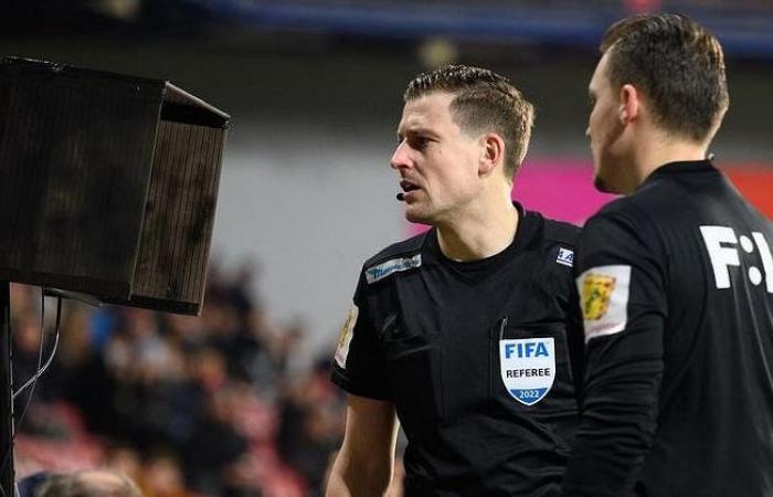 VAR will only be on half of the matches in the last round