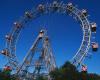 Horror on the Ferris wheel in Brno. People remained trapped in the cabin, the staff left