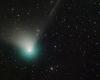 A green comet is approaching Earth. He will probably be able to see with the naked eye