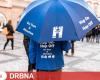 The MPs want to take action against umbrella carriers in the center of Prague. It will limit their ability to promote | Politics | News | Prague Gossip