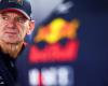 A red T-shirt or an almost home environment of Aston Martin? The transfer of Newey may not be easy at all – F1sport.cz