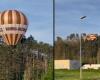 A hot air balloon fell into the treetops in Berounsk, the Novinek reader captured its last moments