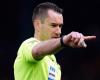 Premier League referee wearing camera in Crystal Palace vs Man Utd – Jarred Gillett uses ‘Ref Cam’ during match | Football News