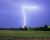 Weather: Heavy storms with hail, torrential rain and wind up to 70 km/h hit the Czech Republic